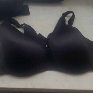 Four LB Cacique Balconette Backsnoother Bras